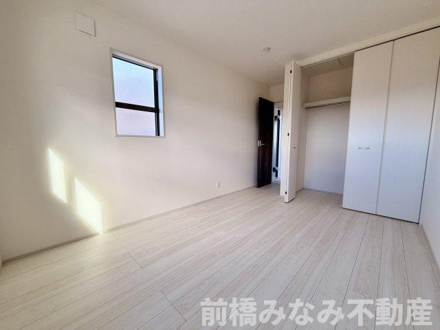 【新築】前橋市富士見町時沢第4　２号棟(全４棟)　クリエートの家　新築建売分譲の洋室|明るい洋室です