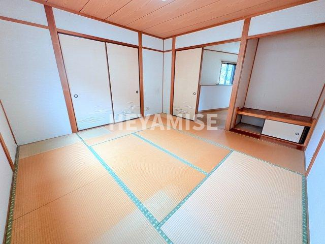 昭和3丁目戸建の和室