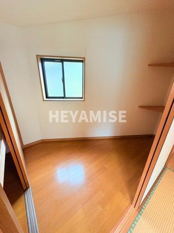 昭和3丁目戸建の収納|納戸