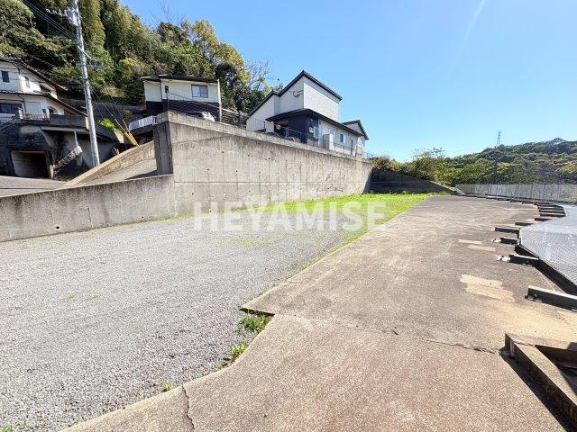 昭和3丁目戸建の駐車場