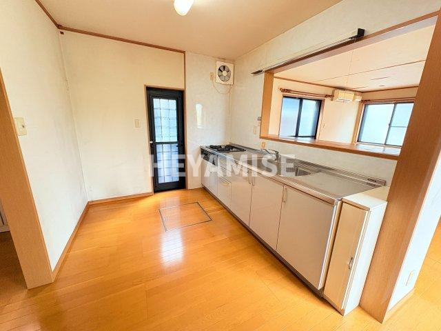 昭和3丁目戸建のキッチン