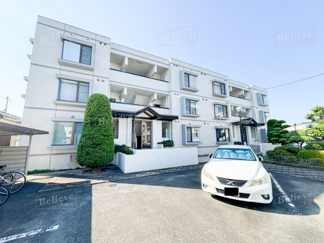 マンションアザレア A棟の外観|きれいな外観です★
