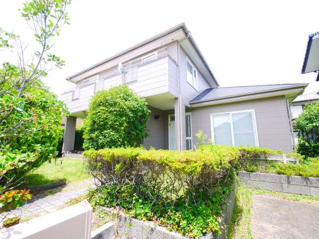 茂原市緑ヶ丘1　中古戸建の外観|4LDK 緑ヶ丘分譲地内 南西角地公道路 スーパーせんどう徒歩約11分 都市ガス上下水 駐車1台