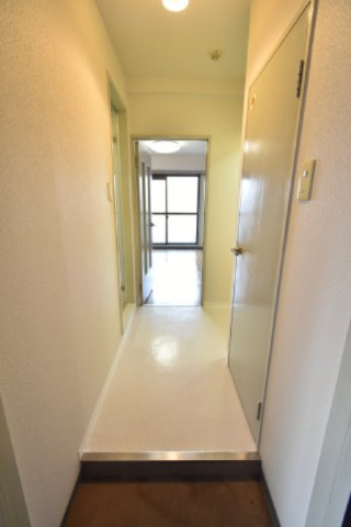 エトワール桂の玄関