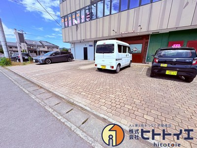 広川SUNビルの駐車場