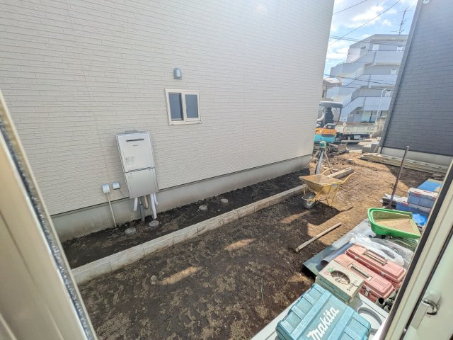 スプリングハウスBの庭