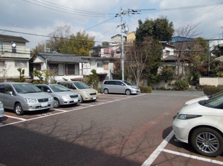 【駐車場】