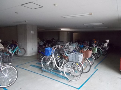 【その他共用部分】 | パインフィールド緑地公園 | 駐輪場