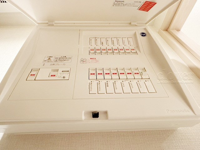 【発電・温水設備】 | ファミールコート白金タワーズ | 分電盤