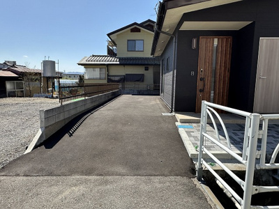 【その他】 | 下諏訪町西四王 中古住宅⑥ | 駐車スペース
