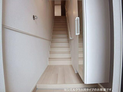 【玄関】 | ビオレタＡ