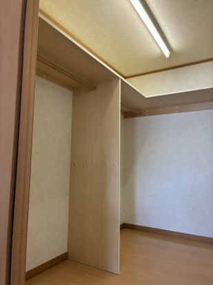 北見市北上７３７番地５１　中古売家の収納