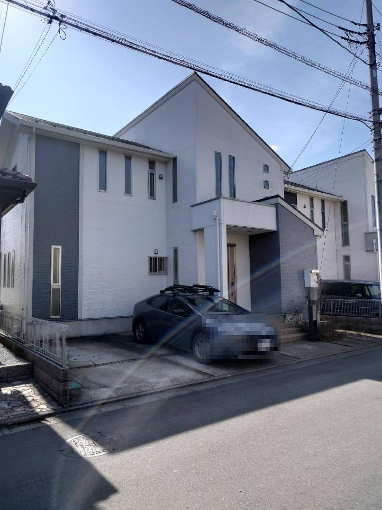 川越市大字今福の中古一戸建の外観|敷地60坪以上！広い庭＆駐車スペース並列2台付きの4LDK！
全居室南西向きで明るい住空間♪
資料請求やご見学などお気軽にお問い合わせください。