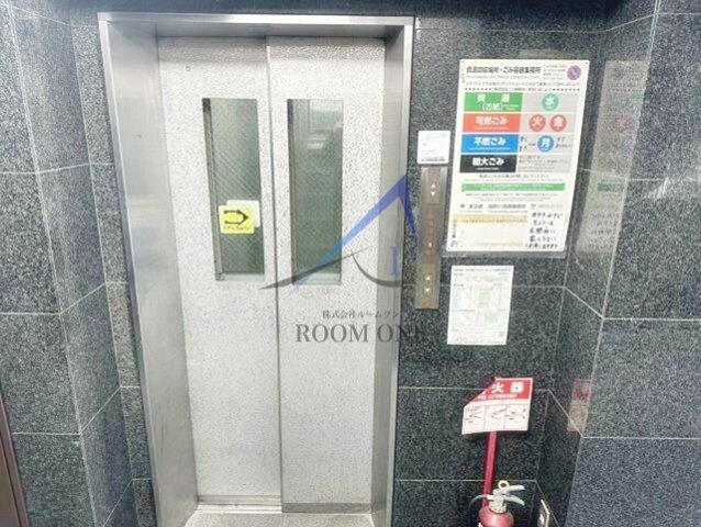 横山ビルのその他共用部分|エレベーターです。