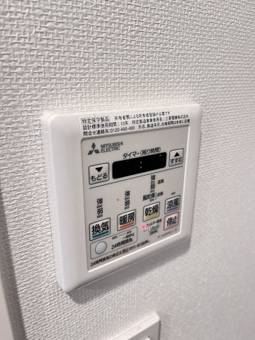 大阪市都島区中野町３丁目の賃貸マンションのエントランス