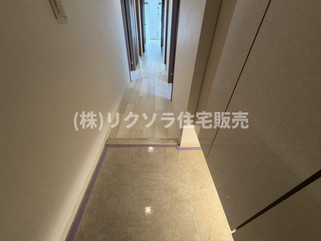 交野中央グリーンマンションの内装|玄関内部
■物件内覧・資金計画相談・住宅ローン相談、リフォーム相談、お問合せ受付中■
※当日・翌日のご内覧、ご相談はお電話でのお問合せがスムーズです！
