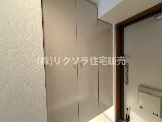 交野中央グリーンマンションの収納|シューズボックス
■物件内覧・資金計画相談・住宅ローン相談、リフォーム相談、お問合せ受付中■
※当日・翌日のご内覧、ご相談はお電話でのお問合せがスムーズです！