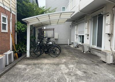 【外観】 | カーサ・アレグリア | 土地探しをしていると都市計画区域という言葉を目にすると思います。法律によって、都道府県知事や国土交通大臣が指定するエリアのことを指しており、都市計画区域は市街化区域と市街化調整区域に分けられています。