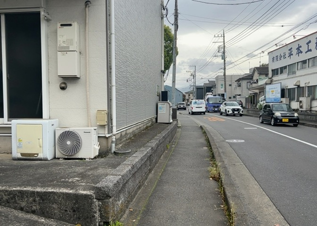 【外観】 | カーサ・アレグリア | 家を建てる前提で土地を探している場合、地盤の丈夫さは譲れない条件の一つです。地盤が脆弱だと追加工事が必要となります。また、過去に地盤沈下や液状化現象を起こした土地は、できるだけ避けた方がいいでしょう。