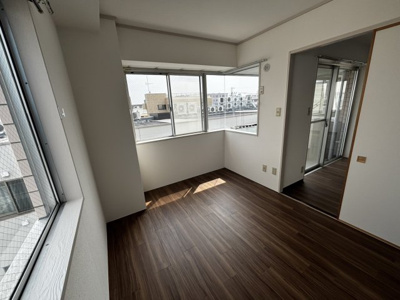 【洋室】 | ラフォンテーン島崎