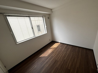 【洋室】 | ラフォンテーン島崎