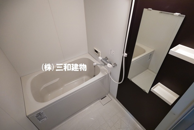 ウエストヒルズ・２１の浴室|同じ間取りの別部屋の参考写真です（設備や素材・色が異なる場合があります）