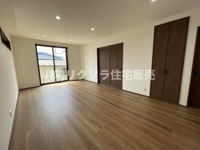 太秦緑が丘　新築一戸建てのダイニング|LDK17.6帖
■物件内覧・資金計画相談・住宅ローン相談、リフォーム相談、お問合せ受付中■
※当日・翌日のご内覧、ご相談はお電話でのお問合せがスムーズです！