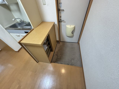 【玄関】 | ワイズハイツ