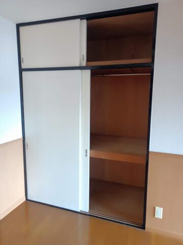 パインクレストヨシの収納