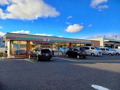 【周辺】 | パレス伏見 | セブンイレブン 下鳥羽公園店まで190m