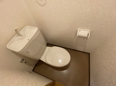 【トイレ】 | キャトルセゾン嵐山 | 写真は別部屋