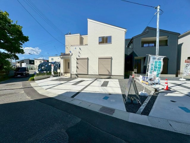 野洲市冨波甲1号棟　新築戸建ての外観