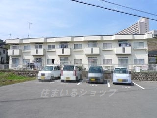 広島市安佐北区深川５丁目のアパートの駐車場