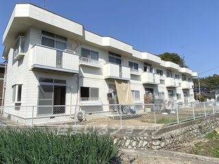 広島市安佐北区深川５丁目のアパートの外観