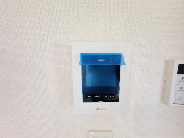 松戸市西馬橋2丁目新築戸建【馬橋北小学校:10分】のセキュリティ|来客時も安心のTVモニター付きインターフォン