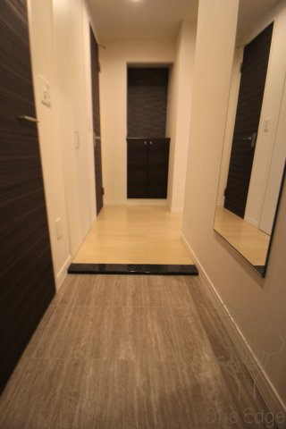 プレミアス梅田の玄関