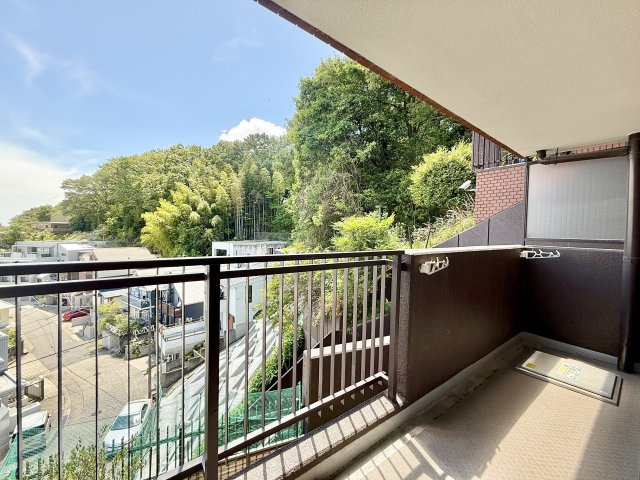 東山台スカイマンションのバルコニー