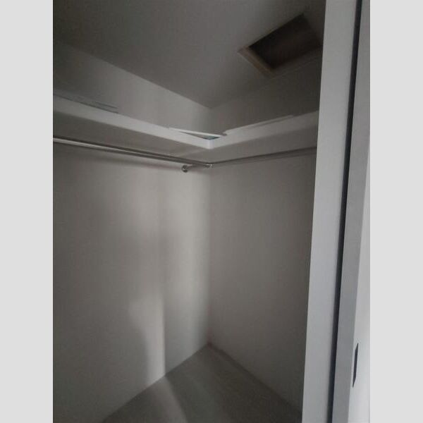 S-RESIDENCE難波西alterの収納