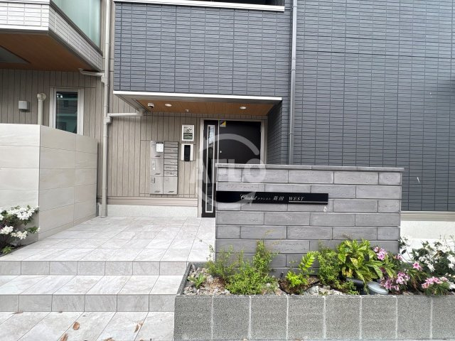 クラシスト苅田WEST（苅田南小学校）のエントランス|クラシスト苅田WEST　エントランス