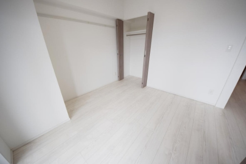 ルフレリバーサイド町屋の寝室