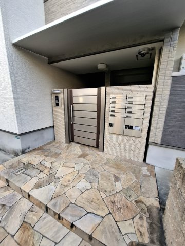 フジパレス西宮能登Ⅱ番館のエントランス