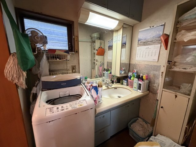 角地＆立地◎周辺施設◎♪坂戸市千代田中古住宅♪の独立洗面台|独立洗面台です