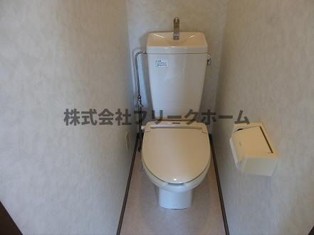 三鷹市牟礼４丁目のアパートのトイレ