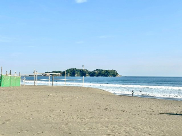 湘南・鵠沼海岸　海を感じるフルReノベ邸宅のその他|徒歩450ｍ先に広がる鵠沼海岸海水浴場
湘南の風を感じる青い景色が広がります。