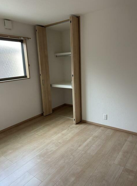 アルル京口の洋室