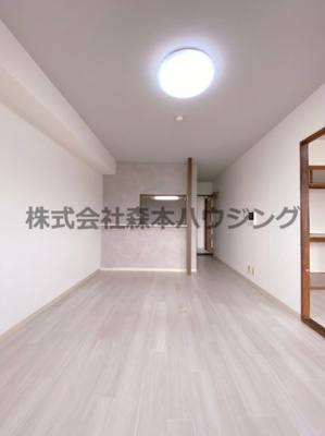【居間・リビング】 | 　フェルザ住道 | ゆったりとしたリビングです