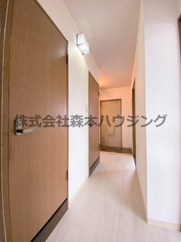 【内装】 | 　フェルザ住道 | 内装は落ち着いています