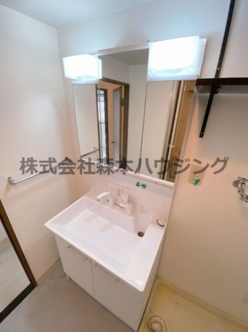 【独立洗面台】 | 　フェルザ住道 | 独立洗面台あり、毎朝おしゃれに忙しい女性の方におすすめです