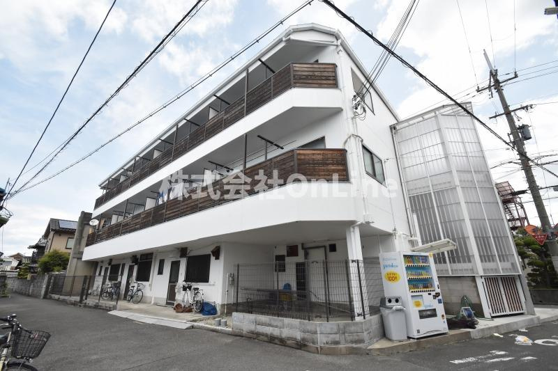 東大阪市吉田本町２丁目の賃貸マンションの外観