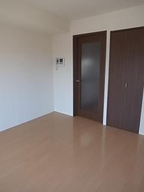 調布市八雲台１丁目の賃貸マンションの寝室